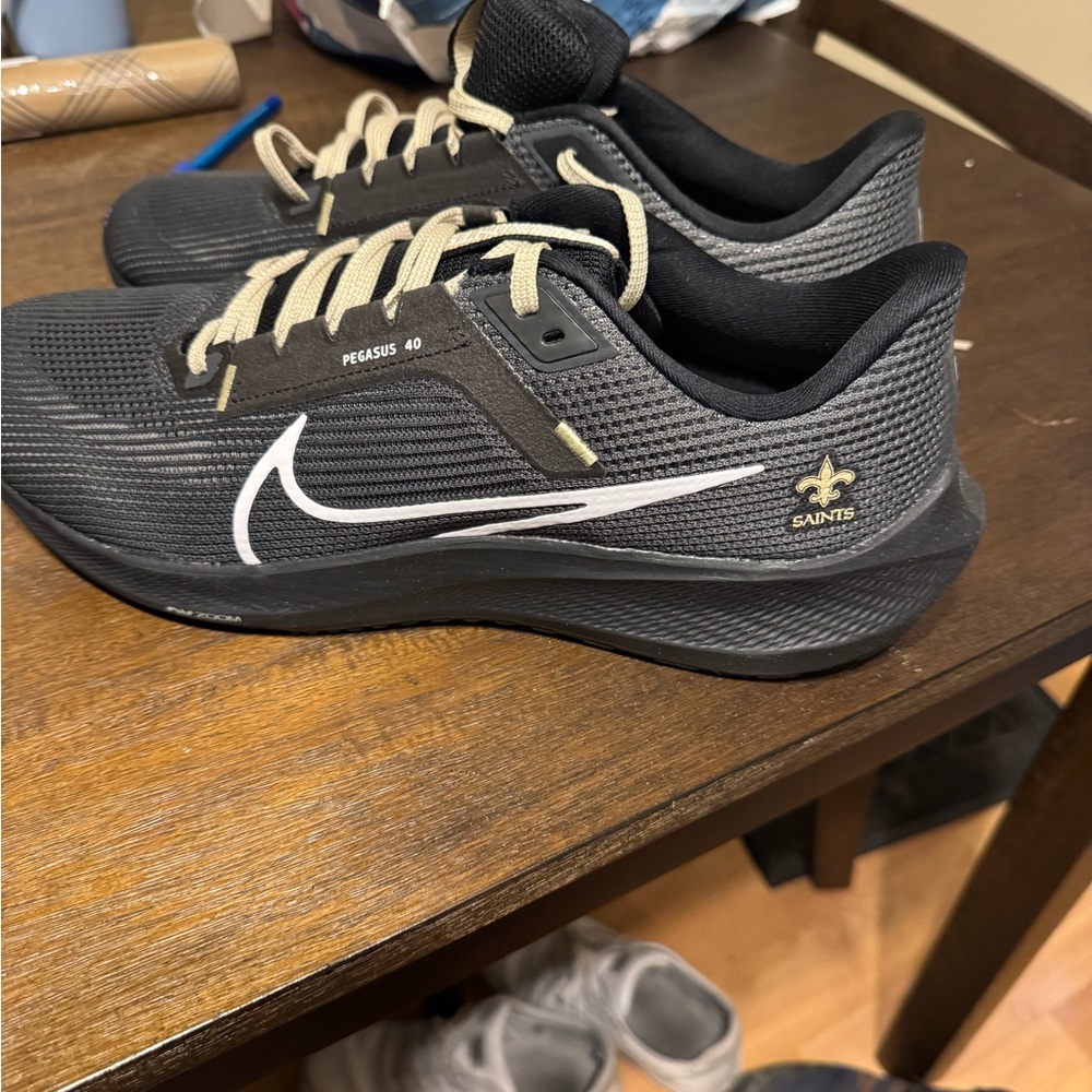 Brand new Nike pegasuses size 13